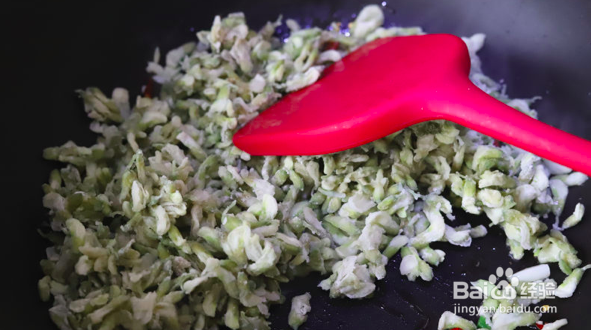 槐花麦饭的做法