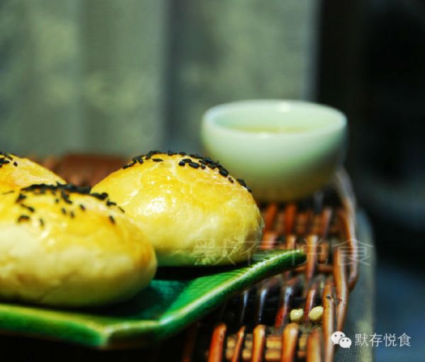 苏式玫瑰鲜花月饼
