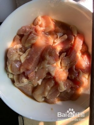 教你怎么做青椒炒鸡肉