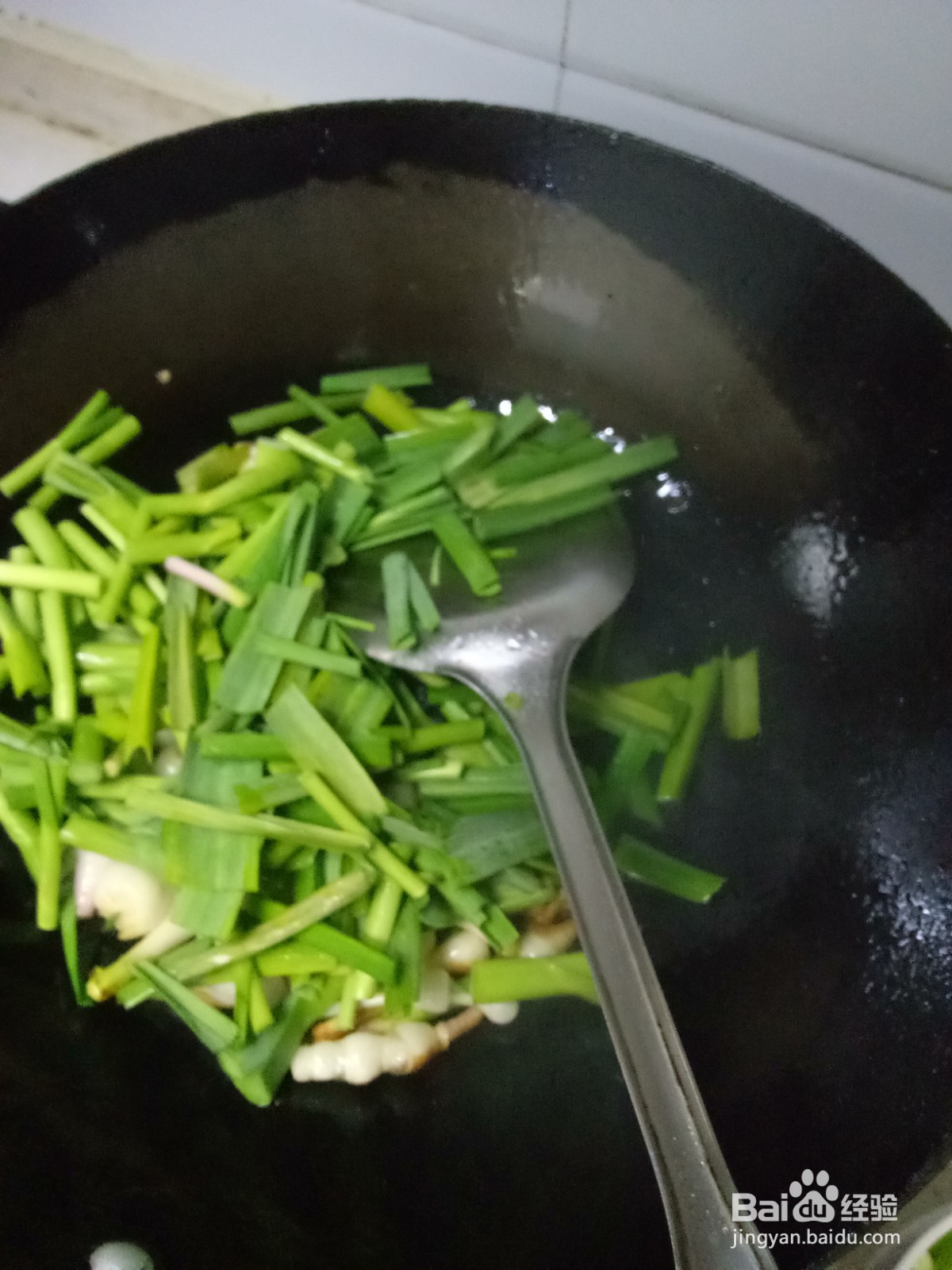 青椒蒜苗炒鸭血