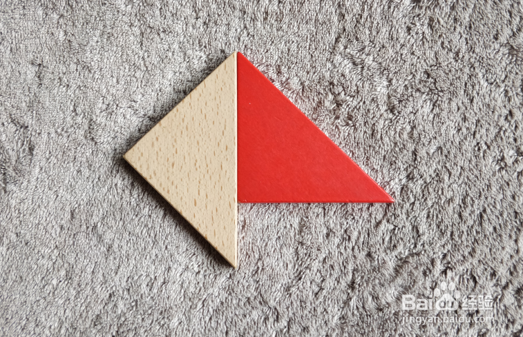 用七巧板怎样拼一只低头思考的乌鸦呢？