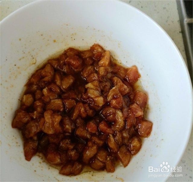 如何做出美味竹筒饭？