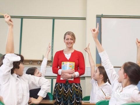 如何提高思政课抬头率