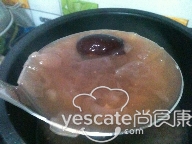 滋阴润肺美肤祛斑抗衰美人必食红枣红豆银耳羹