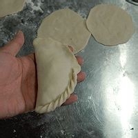 北极虾韭菜盒子