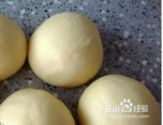 烘焙奶油早餐包