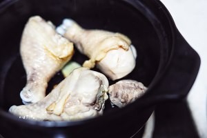 让人吃了还想吃的红烧鸡腿做法