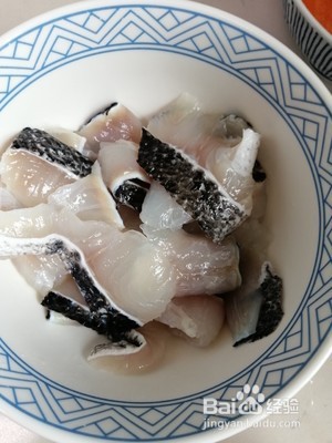 缤纷鱼片的做法