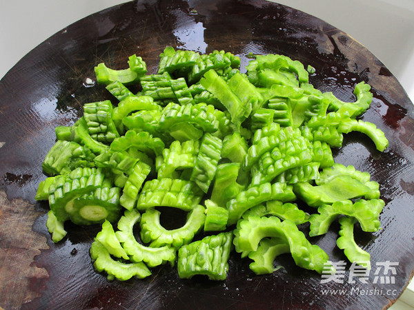 蒜香苦瓜的做法