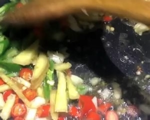 怎么做香辣肥肠