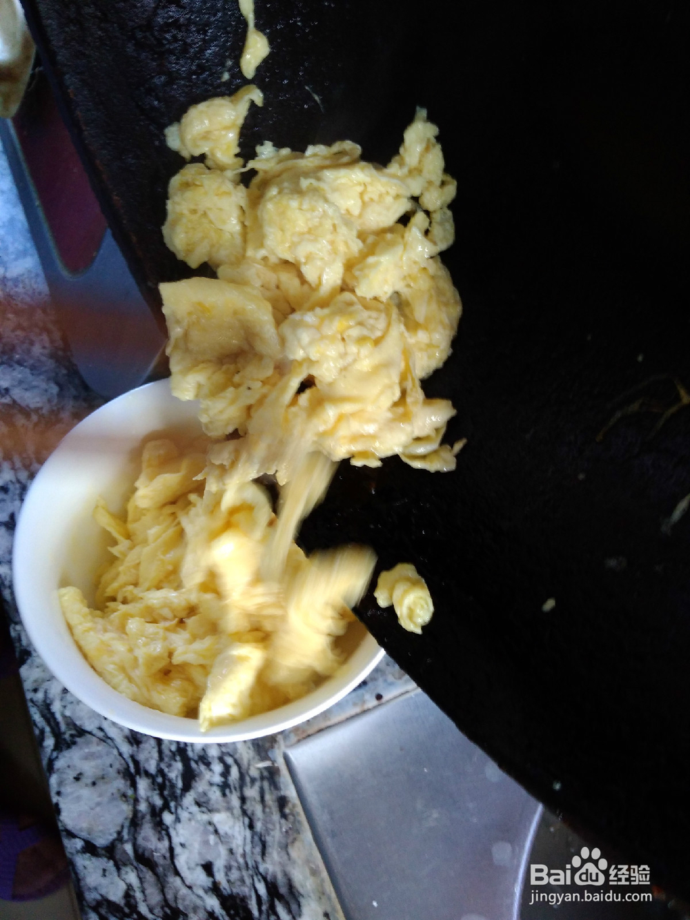 鸡蛋炒香椿技巧