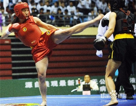 散打之中的左右摆腿的练习技巧