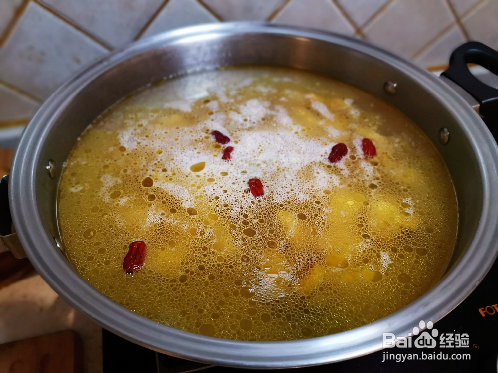 满嘴留香鲜松茸土鸡汤