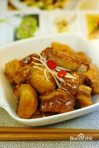 排骨怎么做才好吃呢?--------【排骨烧粽子】