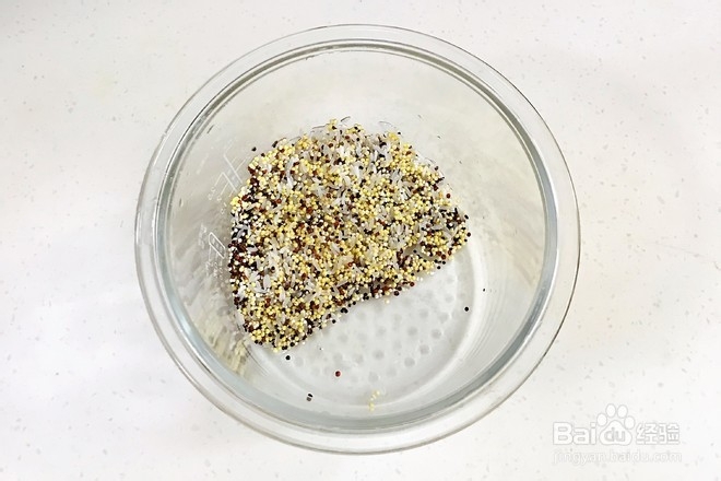 藜麦南瓜小米粥的做法