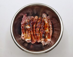 蜜汁烤肋排的做法