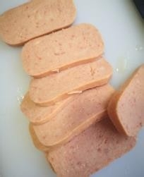 如何做香煎午餐肉