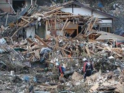 日本发生7.3级地震了！地震中逃生法则！