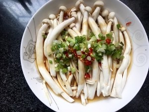 教你怎么做葱油白玉菇