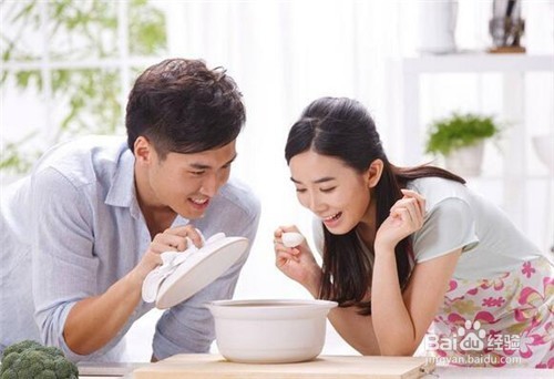 结婚后如何让夫妻关系更加和睦恩爱呢？