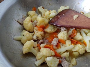 花菜炒肉片【家庭版做法如下】