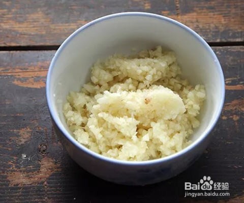 蒜茸鲜虾蒸米粉