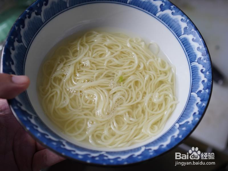 辣椒鸡蛋面的做法