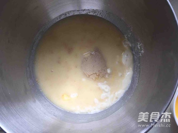 葡萄干芝士面包