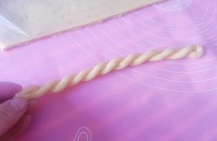 如何制作脆麻花？