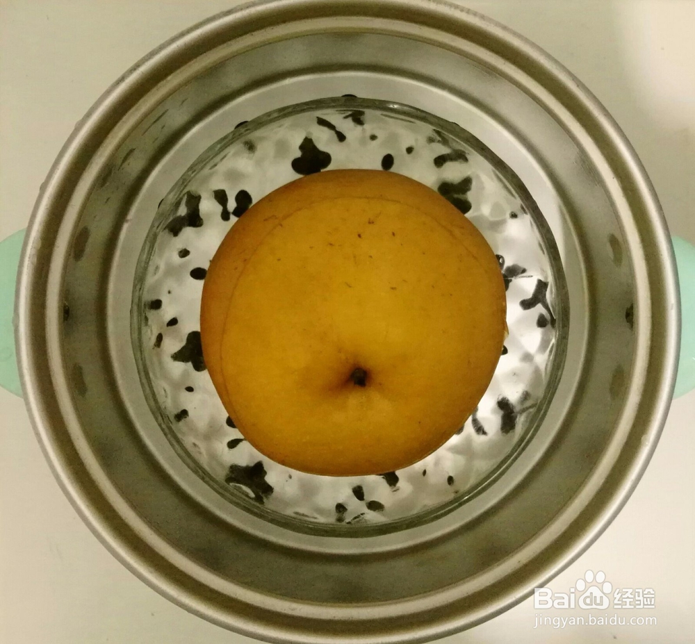 冰糖枸杞莲子蒸梨