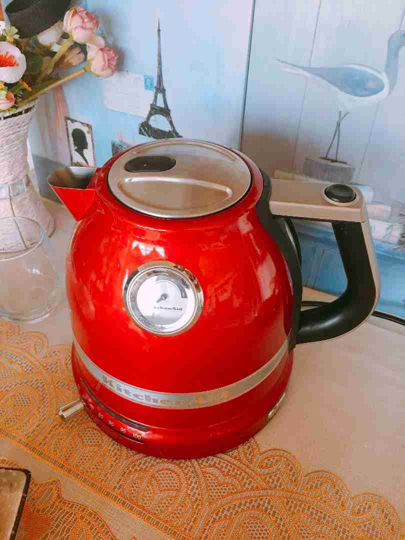 起早不在害怕没有热水喝了，用智能温控电水壶