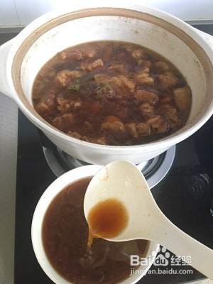 家常菜(番茄土豆炖牛腩)的做法