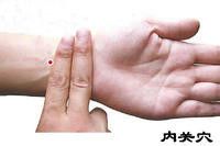 突然打嗝怎么办啊