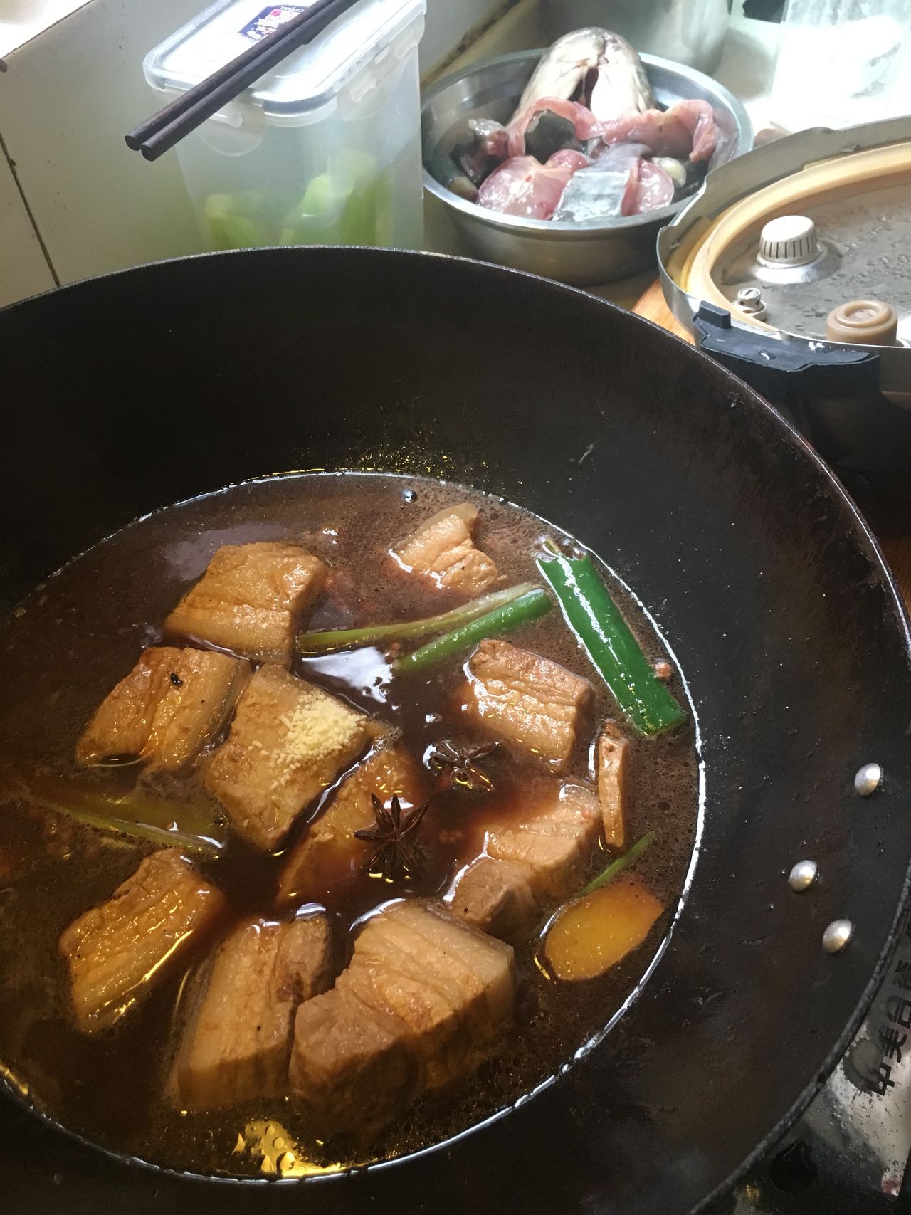 看着都让人流口水的东坡肉你会做吗