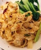 超好吃的陕西油泼刀削面的