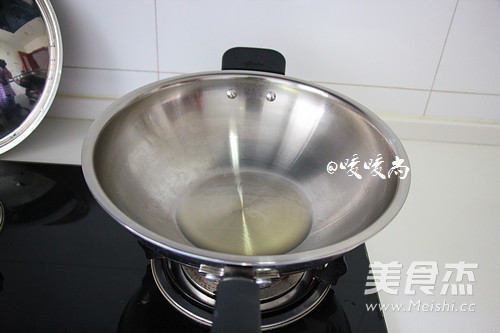 蚝油海鲜菇炒牛柳