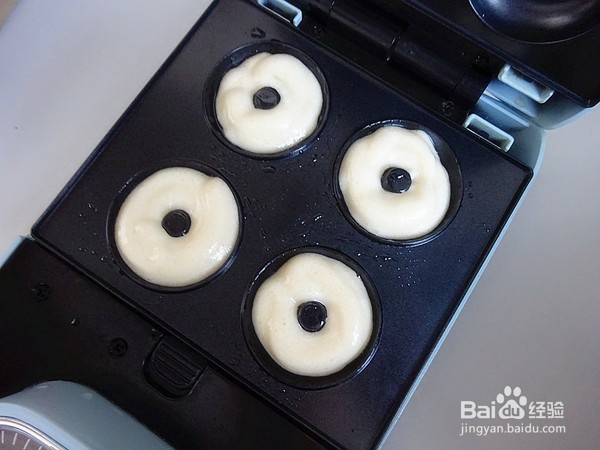 蛋糕甜甜圈的做法