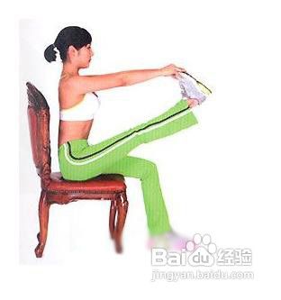 <b>简单有效的减肥方法之办公室椅子瑜伽</b>
