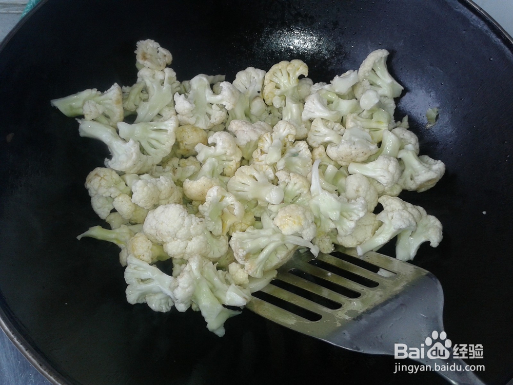 家常菜——蕃茄炒菜花