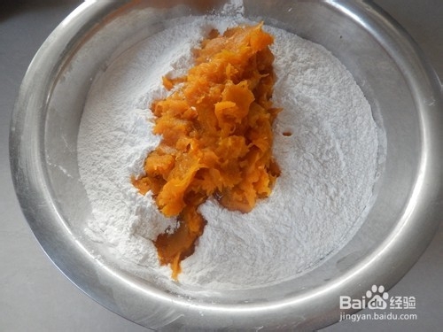 如何做香香糯糯的南瓜芝麻饼
