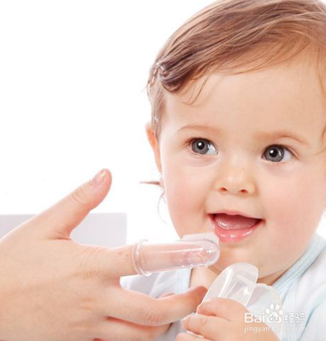 宝宝长牙身体有表现呢？