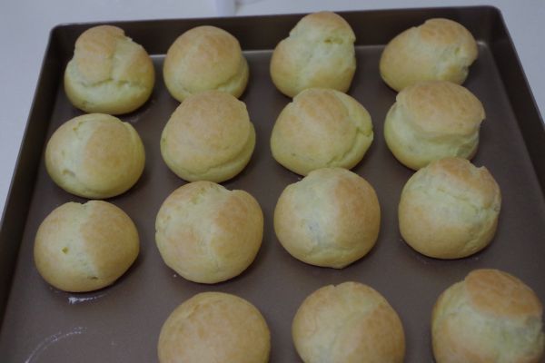 卡士达奶油泡芙