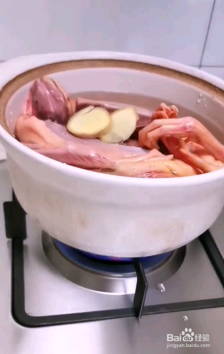 虫草老鸭煲好吃到老公和孩子赞不绝口