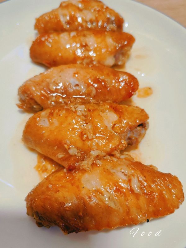 快手空气炸锅蒜香鸡翅