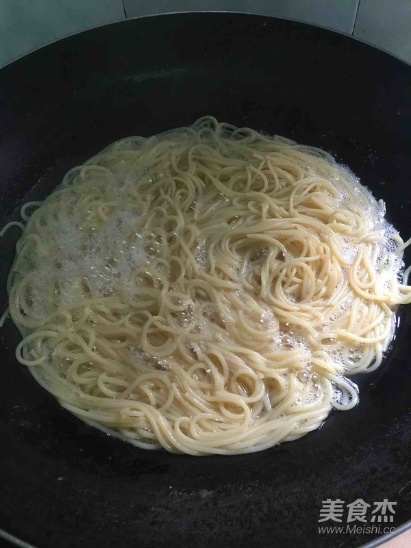 黑椒牛排的做法