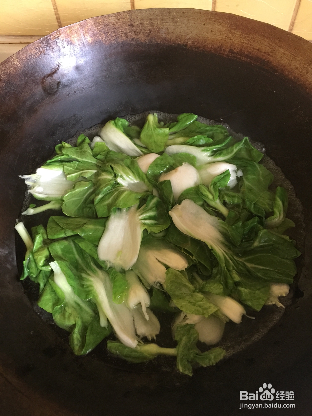 一个人做红烧面筋塞肉