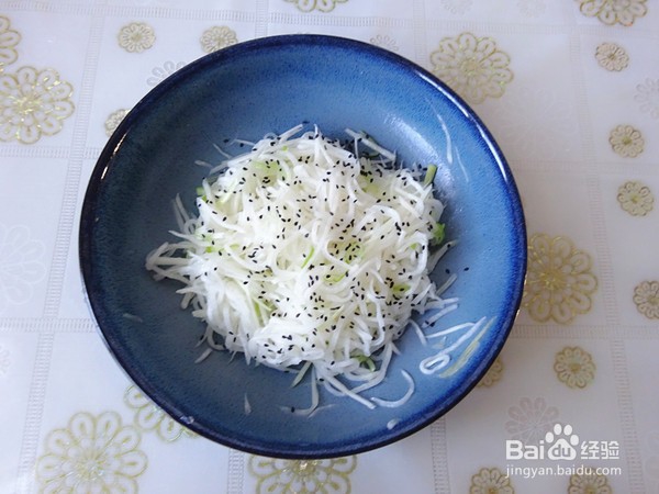 凉拌酸甜萝卜丝