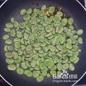 养生食补葱油蚕豆的做法
