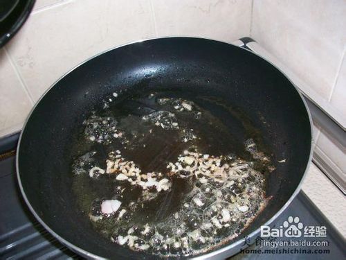 家常菜肴猪肉炒葱