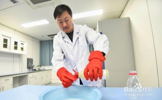 疑似感染新型冠状病毒如何进行自我隔离